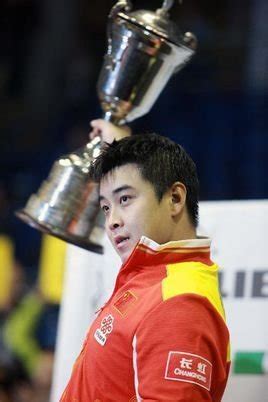 图文：世界乒乓球总冠军赛次日 朱世赫在比赛中-搜狐体育