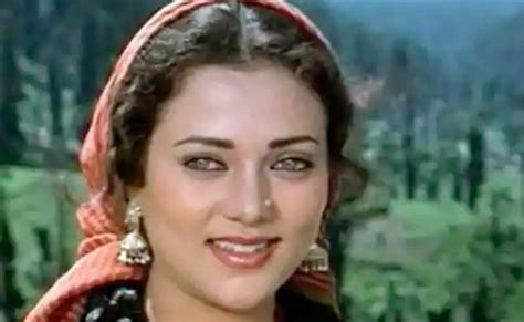 हीरोइन बनने के लिए बदला नाम, पहली ही फिल्म से मचाई सनसनी, एक गलती से ...