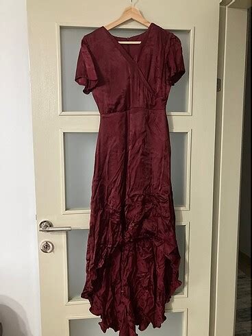 Bordo Önü Uzun Arkası Kısa Elbise Trendyol & Milla Mezuniyet %20 ...