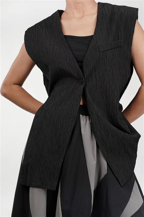 Obsidian Slit Black Waistcoat - Sleek & Sophisticated| Shop Now - Nolabels