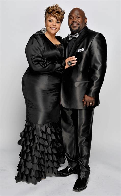 Mann and Wife Succeed as Mann & Wife - Praise 100.9