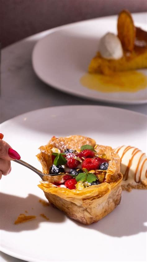 Circle Sixty Nine -- Mumbai's New Bistro That Pairs Food With Art