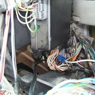 2000 Ford Ranger Starter Control Module 的图像结果