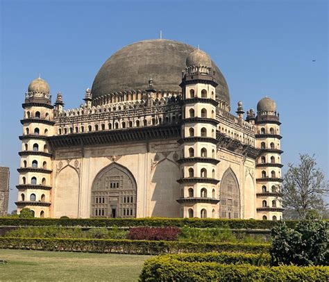 Gol Gumbaz, Vijayapura - Tripadvisor