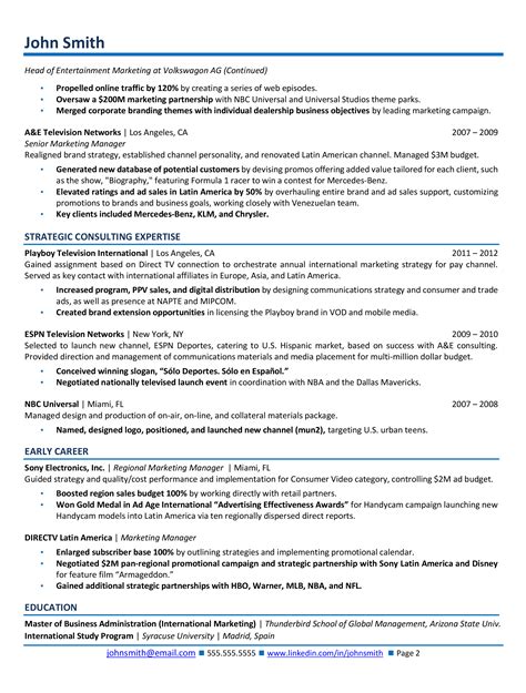 2024 Marketing Executive Resume Examples [+Guide]