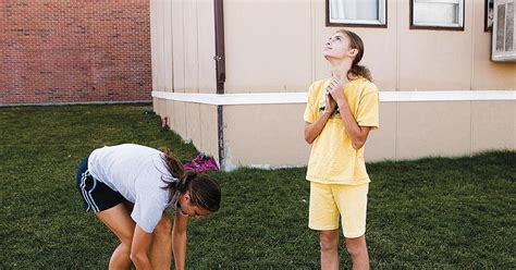 Gillette girl competes despite limited vision – Deseret News