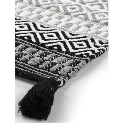 Handwoven Accent Rug – Sashaaworld