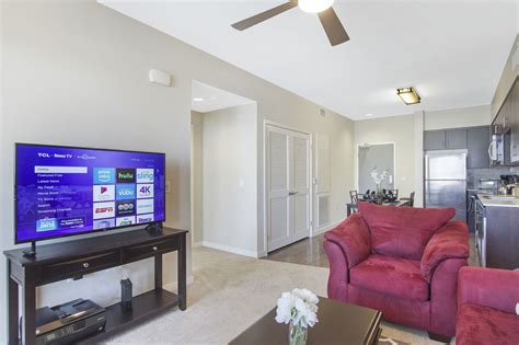 Corporate 1BR Apartment in LA | Wilshire La Brea
