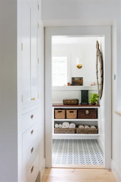 small bathroom storage design ideas