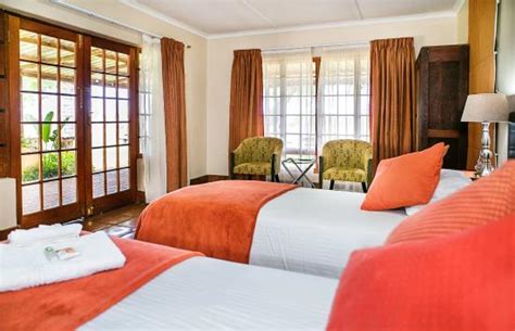 RIVER BANK LODGE (Upington) - Guesthouse Reviews, Photos, Rate ...
