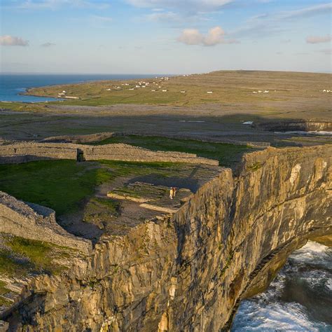 Dún Aonghasa – Ancient Stone Fort, Inishmore - Tripadvisor