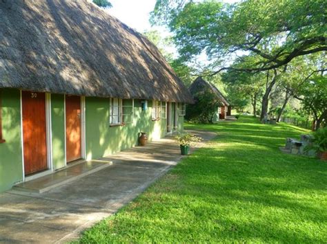 LION & ELEPHANT MOTEL (Beitbridge) - Motel Reviews & Photos - Tripadvisor