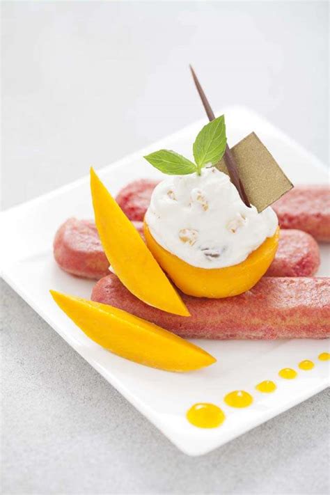 End-of-season desserts with mango pulp | Femina.in