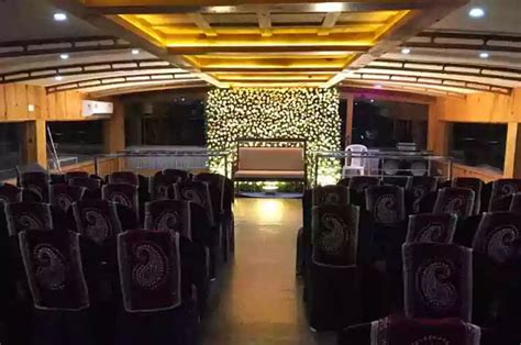 8 Bedroom Houseboat in Alleppey, Eight Bedroom Boathouse in Alappuzha ...