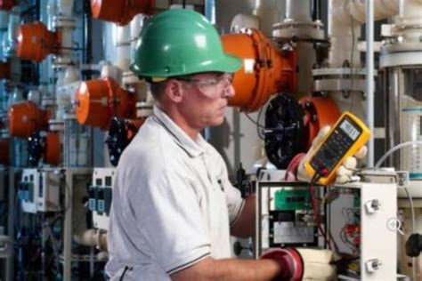 FLUKE-87-V/CN Fluke | Fluke 87V Handheld Digital Multimeter, True RMS ...