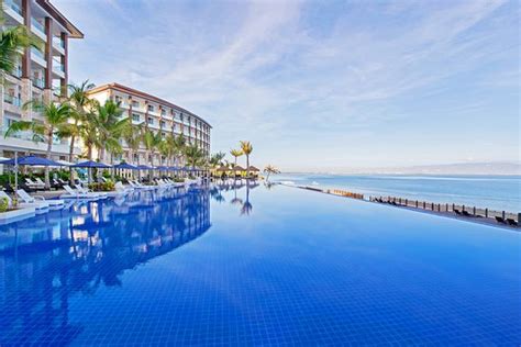 DUSIT THANI MACTAN CEBU RESORT (Mactan Island, Cebu Island) - Resort ...