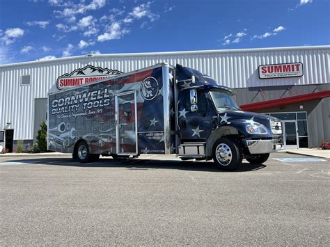 Custom Cornwell 28' Tool Truck | Summit Bodyworks