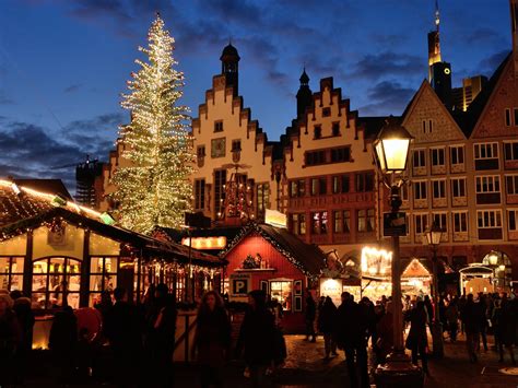 Navigating around Frankfurt's Christmas markets — WALK Frankfurt