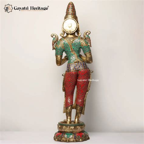 Brass Welcome Lady Statue with Stone Work – Divine Greeting Décor | Ga ...
