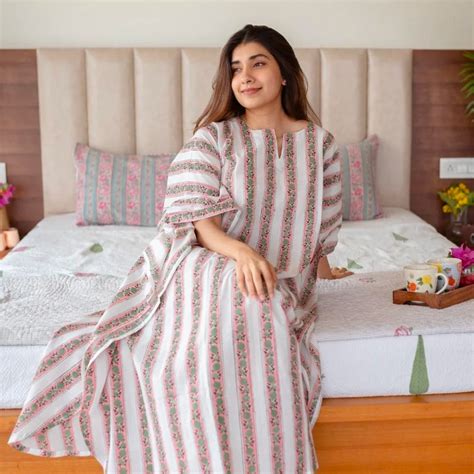 Buy Rajasthani Leheriya Sarees Online In India - The Indian Ethnic Co ...