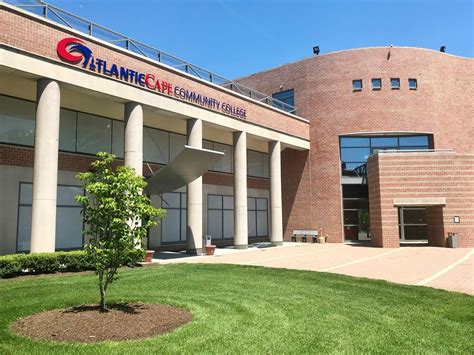 College Programs — Ascent Aeronautical Academy