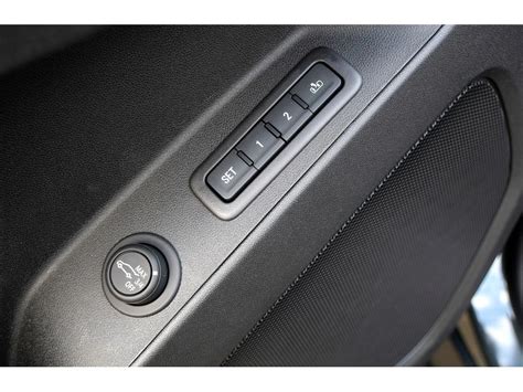 2019 Chevrolet Equinox: 52 Interior Photos | U.S. News