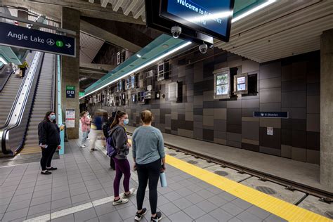 A vibrant station with public art and sustainable design. U District ...