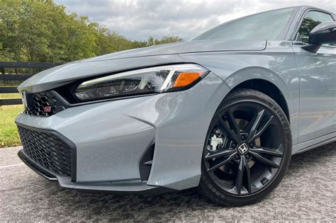 2025 Honda Civic Si Review and Test Drive | Capital One Auto Navigator