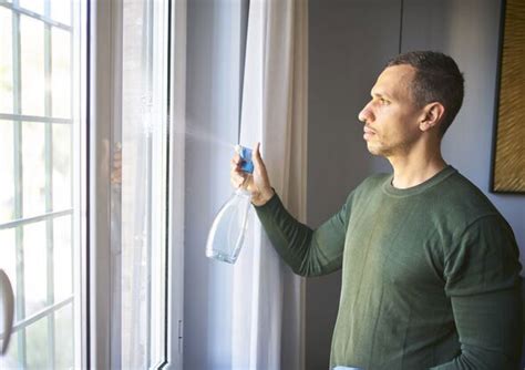 Use common cleaning ingredient to stop spiders entering the home this ...