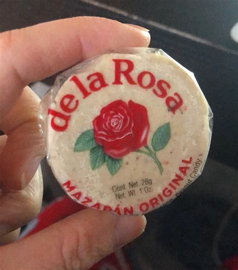 de la Rosa Mazapán: Mexican Candy for Peanut Lovers - Snack Review