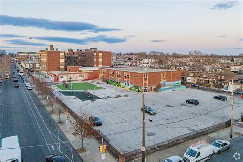 James R. Lowell Elementary School in Philadelphia, PA - Homes.com