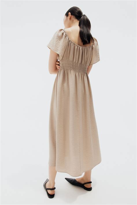 Butterfly-sleeved dress - Beige - Ladies | H&M IN