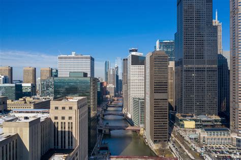 300 S Wacker Dr, Chicago, IL 60606 - 300 South Wacker | LoopNet