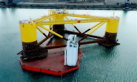 Geodis completes float-off of three floating wind foundations