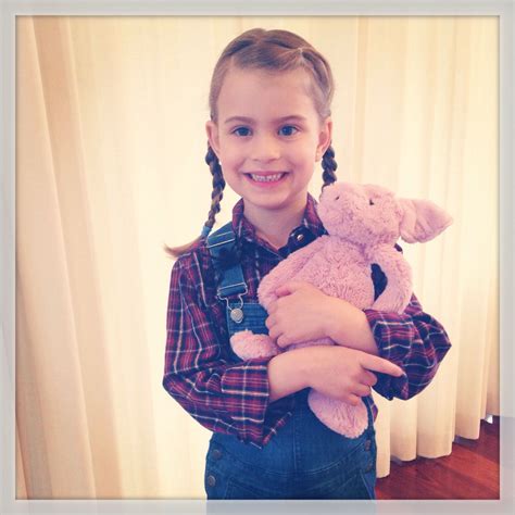 Fern from Charlotte's Web | Charlotte web costume, Charlottes web, Book character costumes