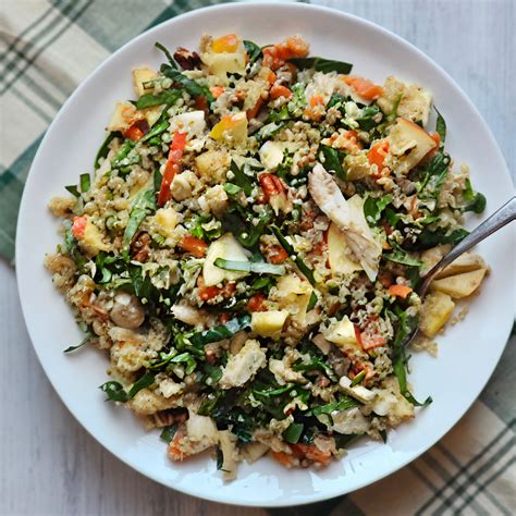 Chicken Quinoa Salad – Savour Calgary