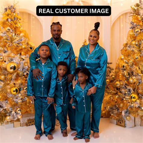 10 Matching Pajamas For Couples That Are Actually Cute – topsfordays