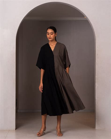Split-hue dress - Black & Grey – The Kaatn Trail