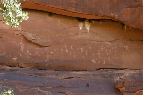 gjhikes.com: Upper Sand Island Petroglyphs