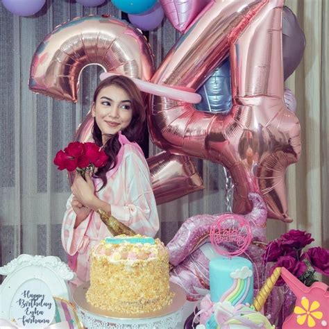 145+ Magical Taylor Swift Captions For Instagram And Quotes To Shine ...