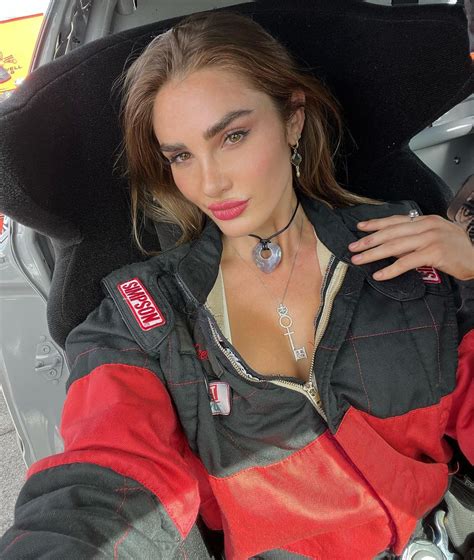 Kenzie Anne (Actress) Age, Career, Net Worth, Bio/Wiki 2024