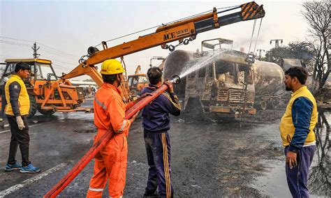 11 dead in fire after LPG tanker crashes on Jaipur-Ajmer highway; 28 in ...