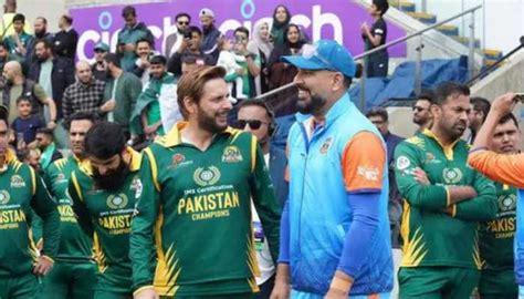 2-3 Star Indian Cricketers Pull Out Of Pakistan Game At World ...
