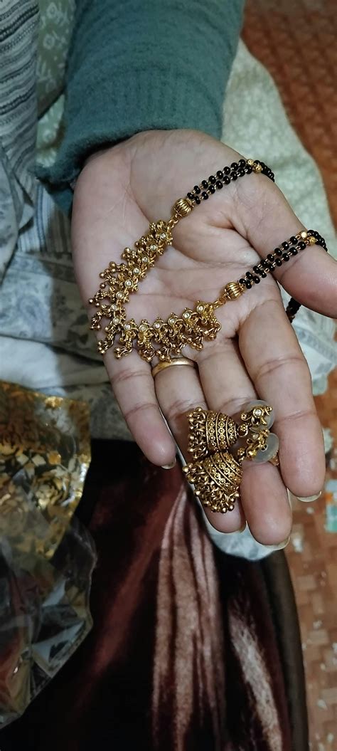 Beautiful gold plated ganesh pendant set with earring - smarsjewelrys