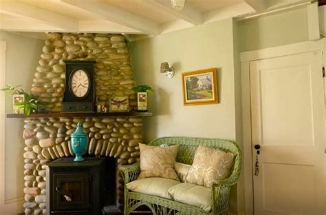 DRAGONFLY INN (Gloucester) - Inn Reviews & Photos - Tripadvisor