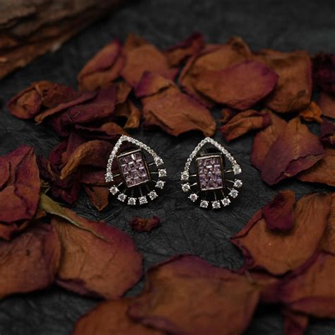 Vineka Zircon Ear Stud - Baby Pink