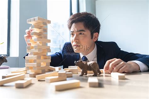 Stock Business Guy 的图像结果