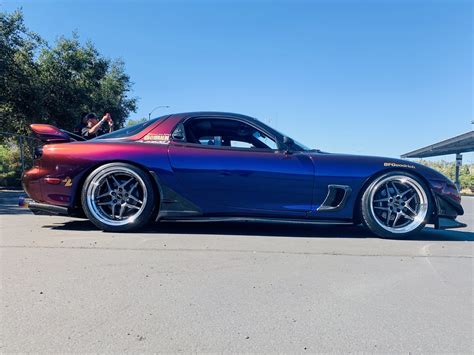 1993 Mazda RX-7 on Blitz Type 03