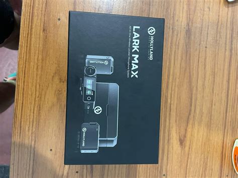 Hollyland Lark MAX Wireless Microphone System with ENC Noise Canceling ...