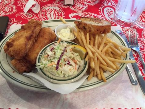 WATERFRONT RESTAURANT & LOUNGE, Reedsport - Restaurant Reviews, Phone ...